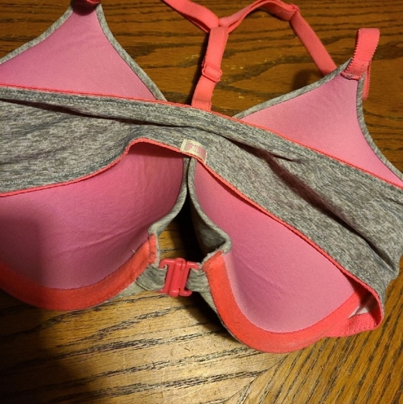 PINK Wear everywhere push up bra Size 32d - Picture 3 of 4
